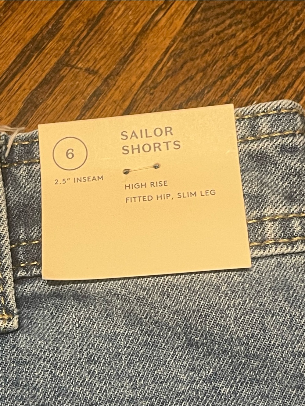 Universal Thread Mid-Rise Blue Denim Shorts casual women’s size 6 99% cotton - Picture 10 of 11